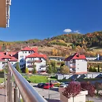 Aba Z Parkingiem Apartmán *
