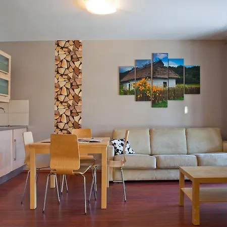 Aba Z Parkingiem Lägenhet